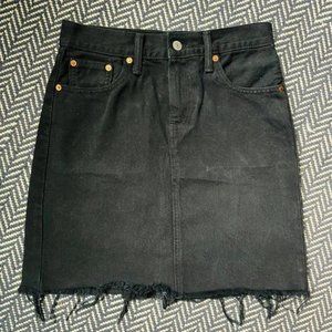 Levi's Black Denim Miniskirt 24